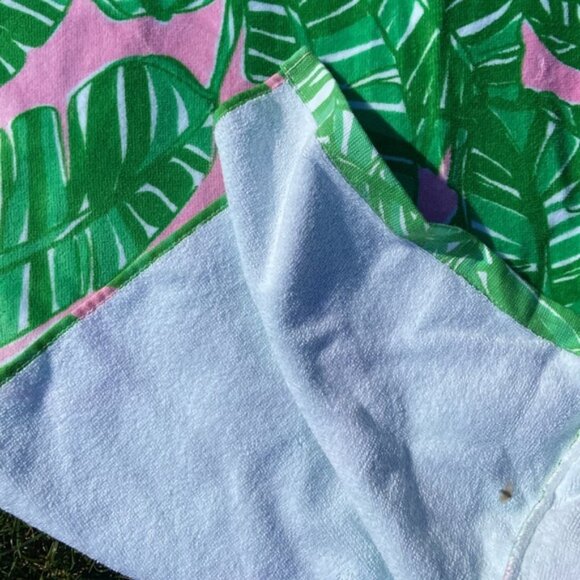 NWT Lilly Pulitzer Towel Tote - Picture 7 of 8